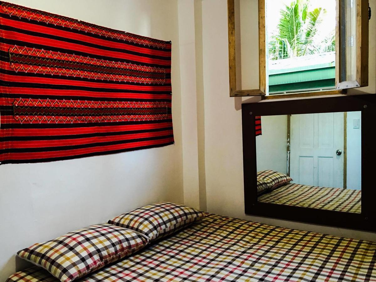 Humble Hut Hostel Manille Extérieur photo
